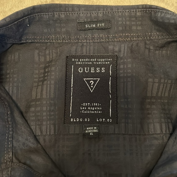 EUC Guess button down dress shirt - Picture 3 of 3